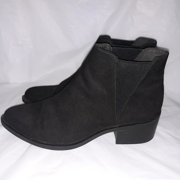 H&M Divided Black Suede Ankle Booties Sz 7 - Picture 3 of 7